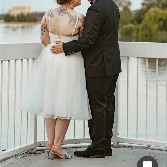 Azazie Ardea Wedding Dress - Picture 8 of 9